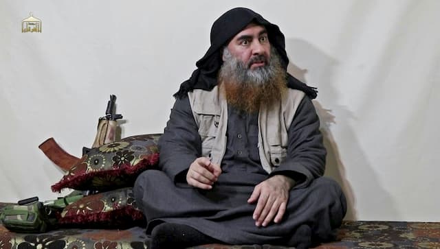 The head of the Islamic State (EI) group, Abu Bakr al-Baghdadi, in a video published by the media Al Furqan on April 29, 2019.