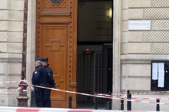 The perpetrator of the four-hit attack on Thursday, October 3, 2019 at the Paris Police Headquarters heard the "voice of God" the night before the drama