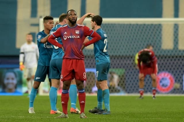 Lyon striker Moussa Dembélé disappointed after a goal from Zenit in the Champions League, November 27, 2019 in St. Petersburg.