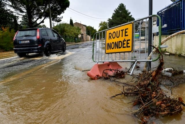 An intense Mediterranean episode will hit the south-east of France, where five departments, Var, Gard, Herault, Lozere and Ardeche, were placed on orange alert storms and rain-flooding.