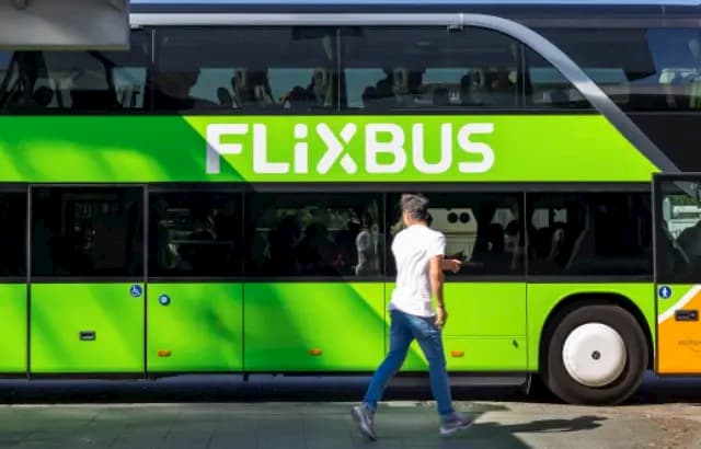The accident of a bus of the company Flixbus took place between Amiens and Saint-Quentin in the Somme