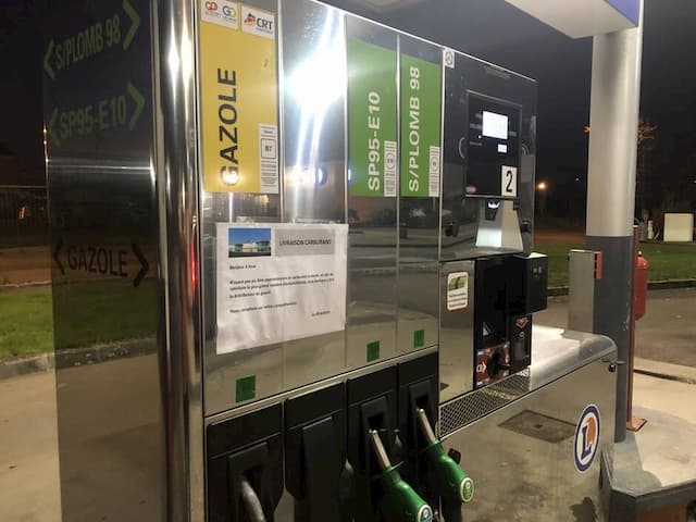 This Sunday, December 1, 2019 evening, already two gas stations no longer distribute fuel in Avranches