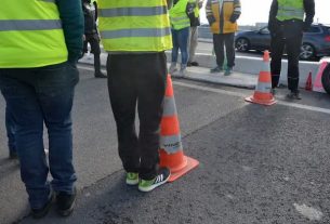 Pension Reform: Protesters blocking the Frontignan oil depot have been dislodged