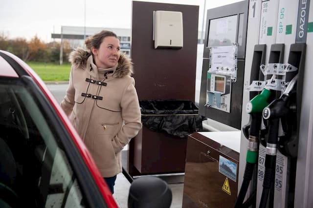 Petrol Pumps are running dry after a blockade of oil depots