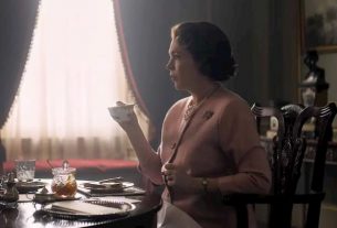 Olivia Colman as Queen Elisabeth II in season 3 of the "The Crown" series.