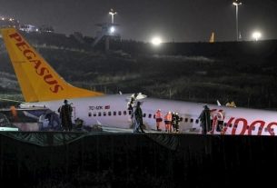 Turkish Plane Crashes on Landing, Three Dead in Istanbul 1