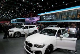 The 2020 edition of the Paris Motor Show will not take place in "its current form", the organizers indicated on Monday 30 March 2020.