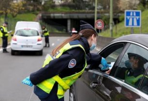 Numerous controls are carried out on Friday, April 3, 2020 on the main roads of Paris, to enforce confinement and prevent departures on vacation.
