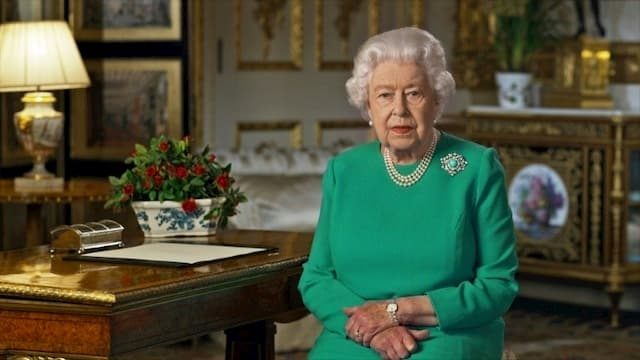 Image broadcast by Buckingham Palace of Queen Elizabeth II, April 5, 2020, during her televised address on the epidemic of the new coronavirus.