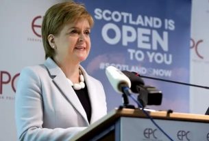 Scottish Prime Minister Nicola Sturgeon calls for a new independence referendum to join the EU.