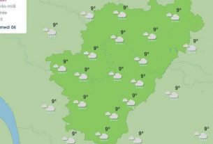 The weather in Charente, will have Grey skies and rain today