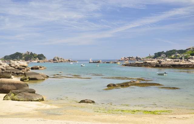 Coronavirus in Brittany: An easing of restrictions in the region? "We must consider it," said an epidemiologist