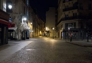 Chatelet during the curfew at 6 p.m.