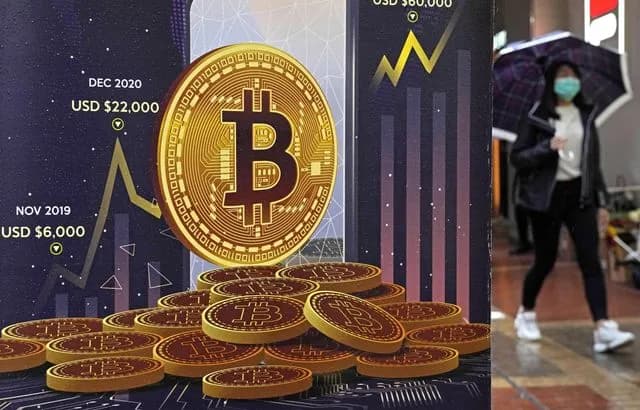Bitcoin is forecast to go to $100,000 by British Bank