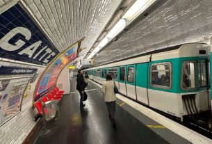 Paris: Two people die after being hit by a metro train