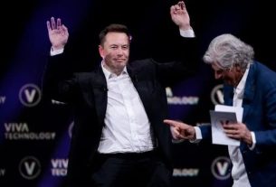 Elon Musk, the boss of SpaceX, Twitter and Tesla in particular, met his French fans at VivaTech