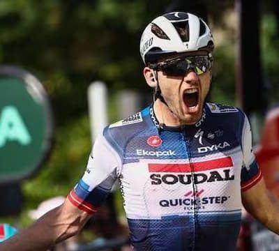 The joy of Kasper Asgreen, winner at Bourg-en-Bresse.