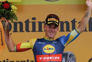 Mads Pedersen wins the sprint in a chaotic final of the Tour de France