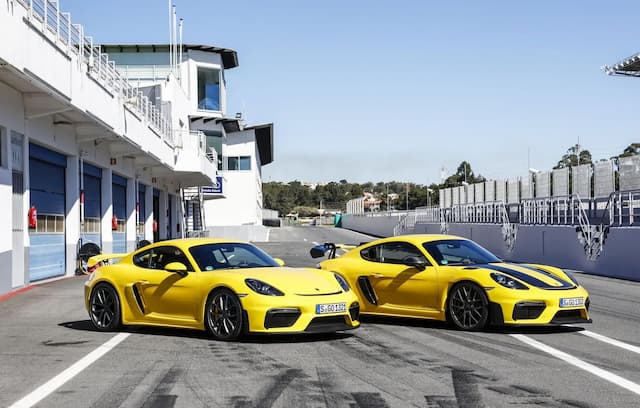 Porsche 718 Cayman GT4 RS