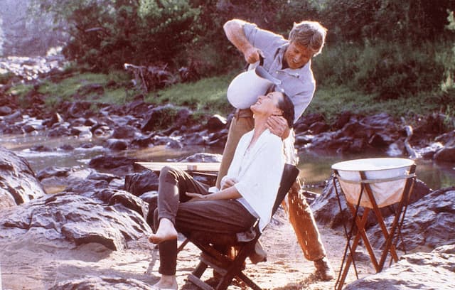 Robert Redford with Meryl Streep in "Out of Africa"