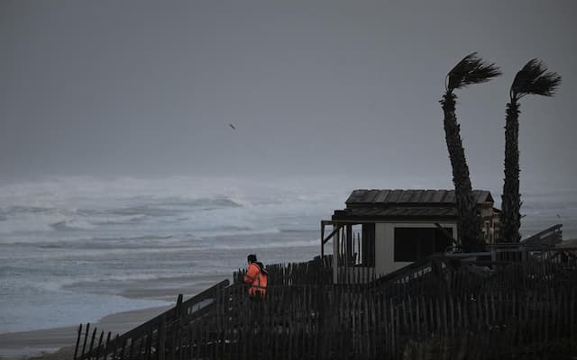 Storm Benjamin: More than 45,000 Homes without Electricity in Nouvelle Aquitaine, Wind Gusts of up to 142 km/h in Charente-Maritime