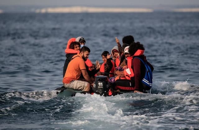 Crossing the Channel: 185 Migrants Rescued in Two Days