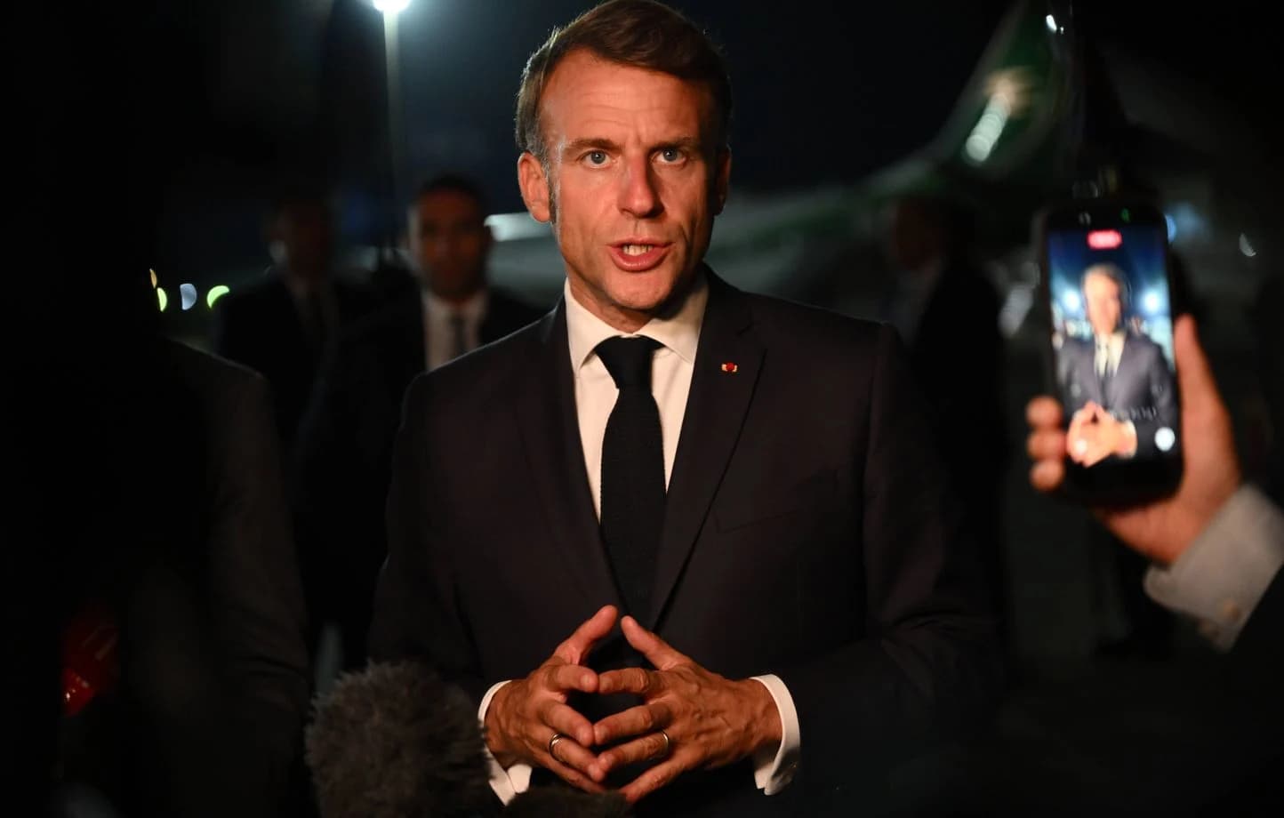 Lecornu II Government: Macron Warns that he will Dissolve the Assembly if the Government is Censored