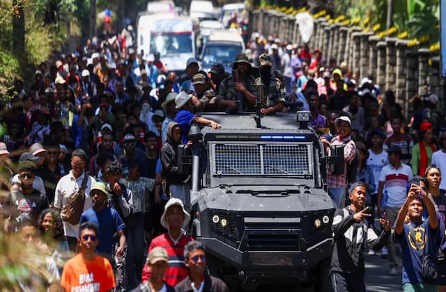 France Evacuates Madagascar President Amid Protests and Army Revolt