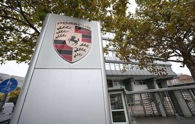 Porsche Records an Abysmal Loss of One Billion Euros