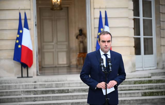 Sébastien Lecornu Reappointed by Emmanuel Macron at Matignon