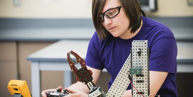 The AI Revolution: How Artificial Intelligence is Reshaping the Global Job Market in 2025