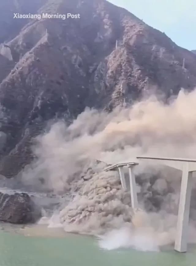 China: A Bridge Connecting Tibet Collapses Just Months after its Inauguration