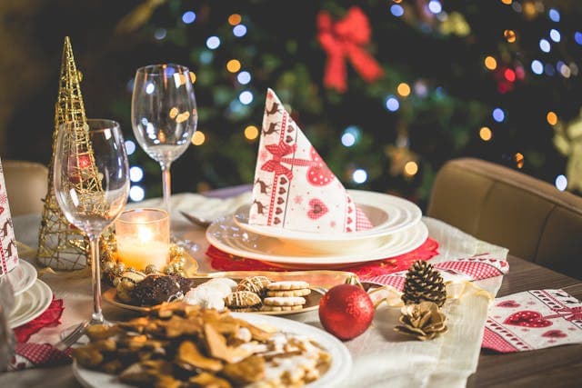 Christmas 2025 on a Tight Budget: How French Households Are Cutting Back — and What It Really Means