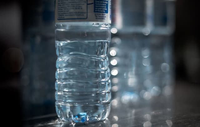 “Manufacturing Defect”: These Four Brands of Mineral Water are Recalled Nationwide