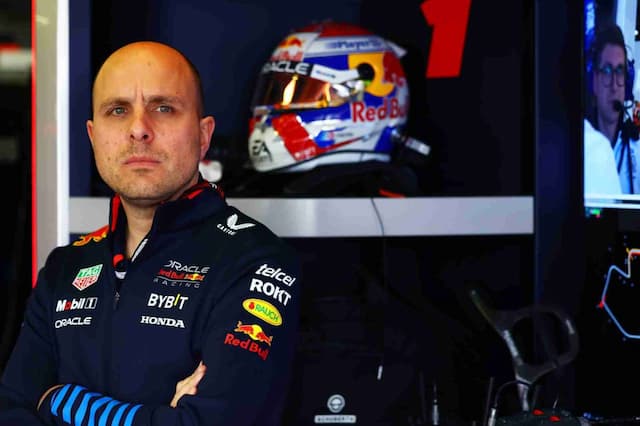 Gianpiero Lambiase’s Future at Red Bull in Doubt After Emotional Abu Dhabi Finale