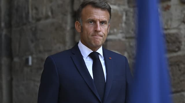 Macron’s Popularity Hits Historic Lows — France in Turmoil