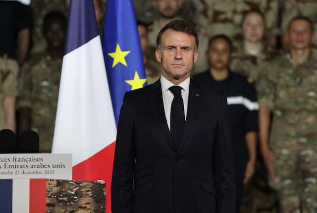 Macron Enacts Emergency Budget Law to Extend 2025 Funding: France Faces Crucial Start to 2026