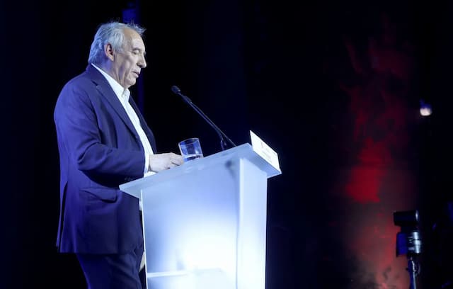 François Bayrou Hospitalized in Pau after a "Very Severe" Flu 5 François Bayrou hospitalized in Pau after a "very severe" flu