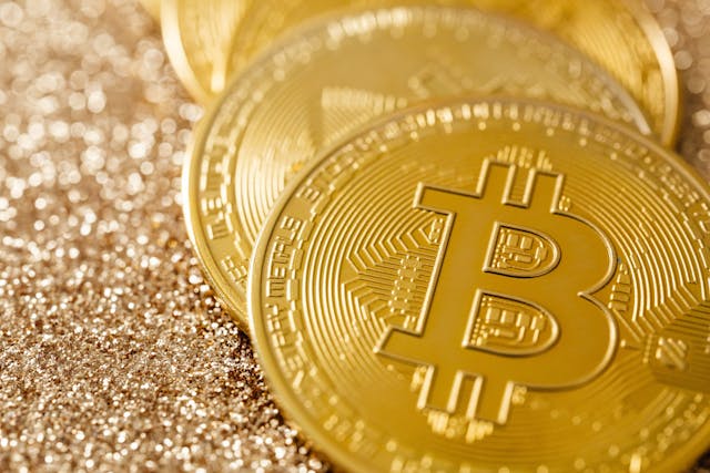 Can Gold and Bitcoin Coexist? The Next 20 Years of Money