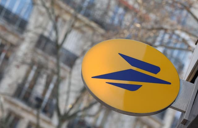 La Poste services were paralysed for 14 hours by hackers
