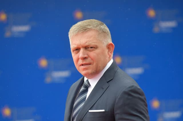 Slovakia’s Fico Urges 5-Year EU Carbon Market Pause