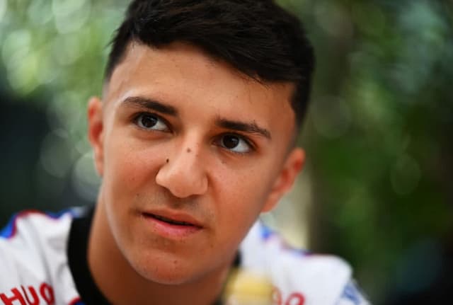 Hadjar Joins Verstappen: Red Bull’s Bold 2026 Gamble 5 French driver Isack Hadjar has officially settled into his seat alongside Max Verstappen as Red Bull Racing gears up for the 2026 Formula 1 season