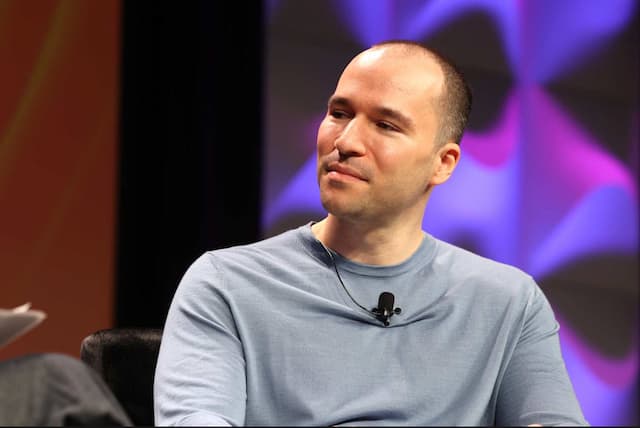 AI Now Writes 80% of Code: The Shift From Copilot to Primary Author
