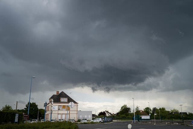 Thunderstorms and heavy rain forecast in France