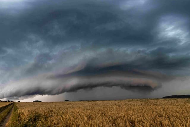 The risks of very violent storms locally will increase in France by this Sunday, June 28, 2026.