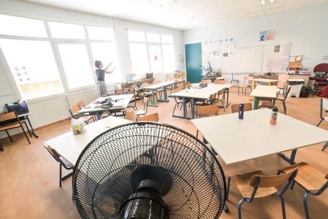 Heatwave - schools closed in France