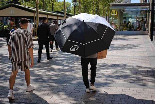 Heatwave continues across France