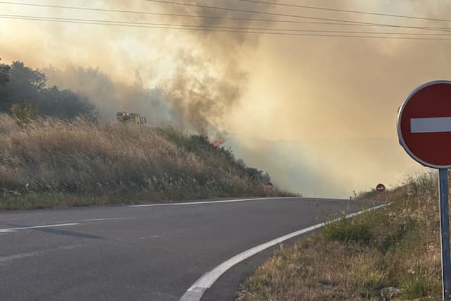 The main roads are closed from Les Sables-d'Olonne to go to L'Île-d'Olonne, Saint-Mathurin, Vairé. ©Sand Journal