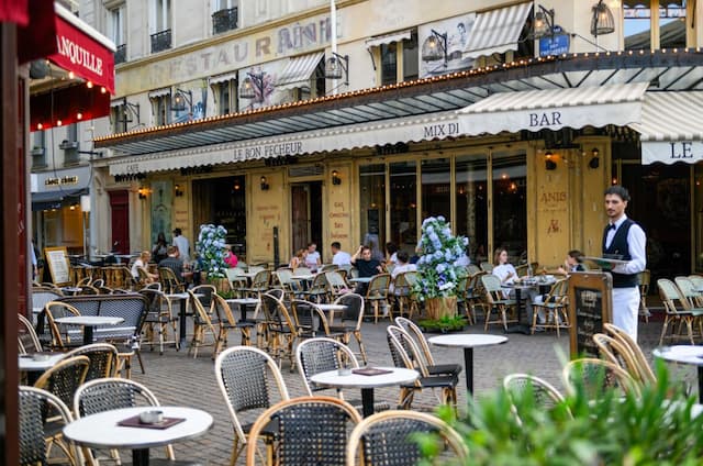 France Dodges Recession: What It Means for Expats in 2026