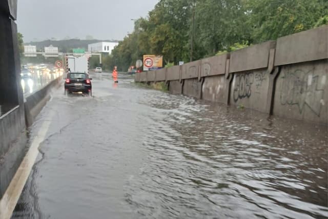 The Road is Flooded by the Storm: Big Traffic Jams around this Bridge in Rouen